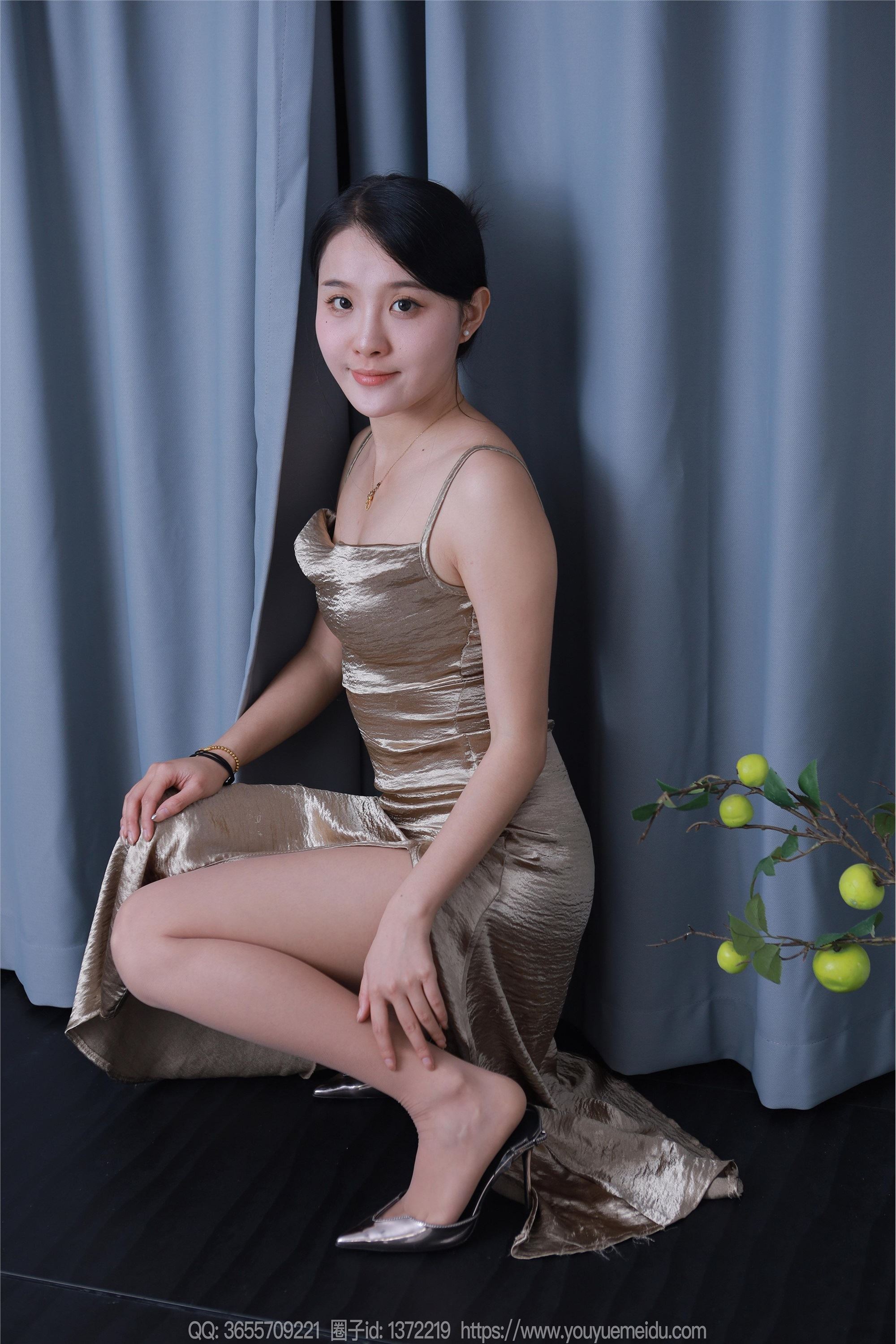 IESS异思趣向  2024.05.14 丝享家 1741 婉萍《吃个橘子》